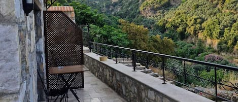 Doppelzimmer, Talblick | Terrasse/Patio