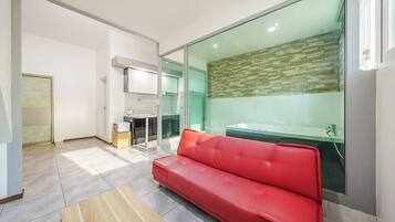 Basic Room, 1 Bedroom (sun102)