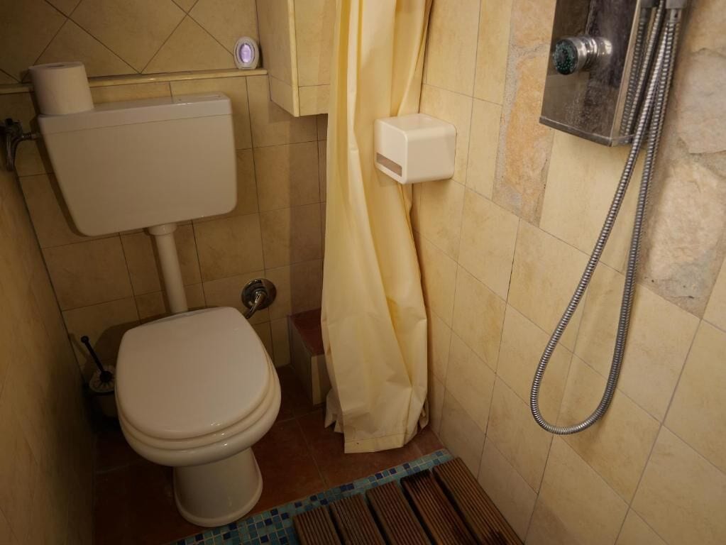 Vierbettzimmer | Badezimmer