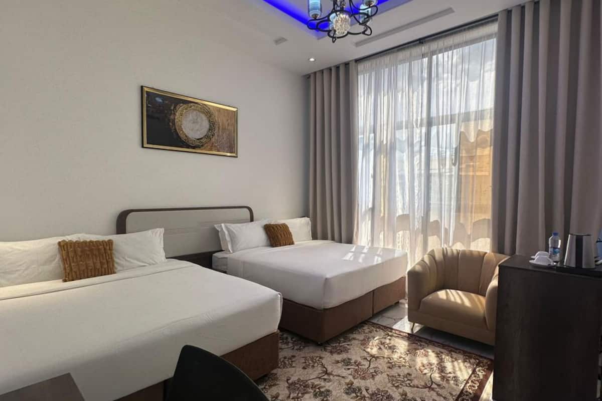 Habitación Confort con 1 cama matrimonial o 2 individuales | Escritorio, espacio para trabajar con laptop y wifi gratis