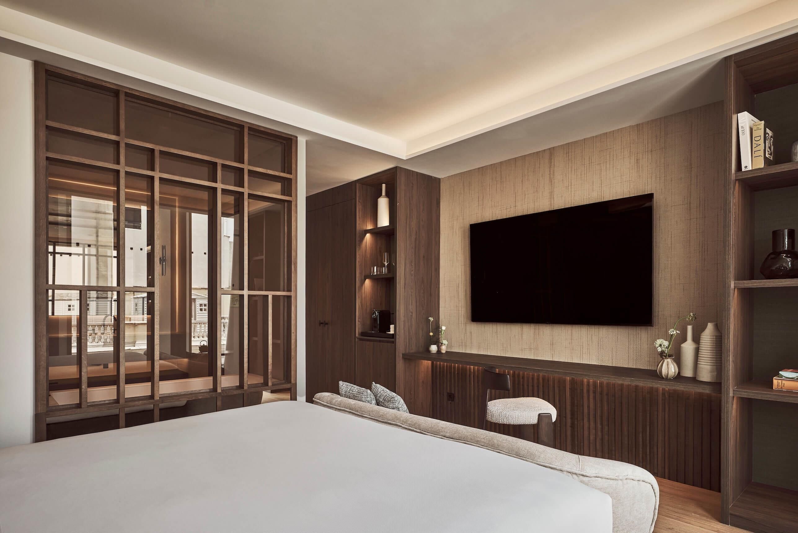 Premium Room, City View (City) | Premium bedding, down duvets, pillow-top beds, minibar