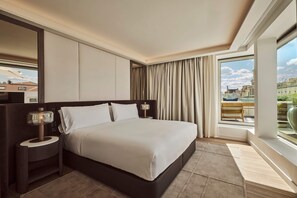 Minibar, in-room safe, blackout drapes, soundproofing - Nobu Hotel Madrid (Madrid)
