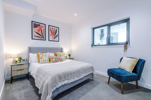 Classic Apartment, 2 Bedrooms | Free WiFi - Binding House by Guestz (Hull)