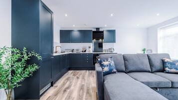 Classic Apartment, 1 Double Bed with Sofa bed | Living area