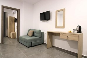 Living area - Hotel Villa Adrian (Ksamil)