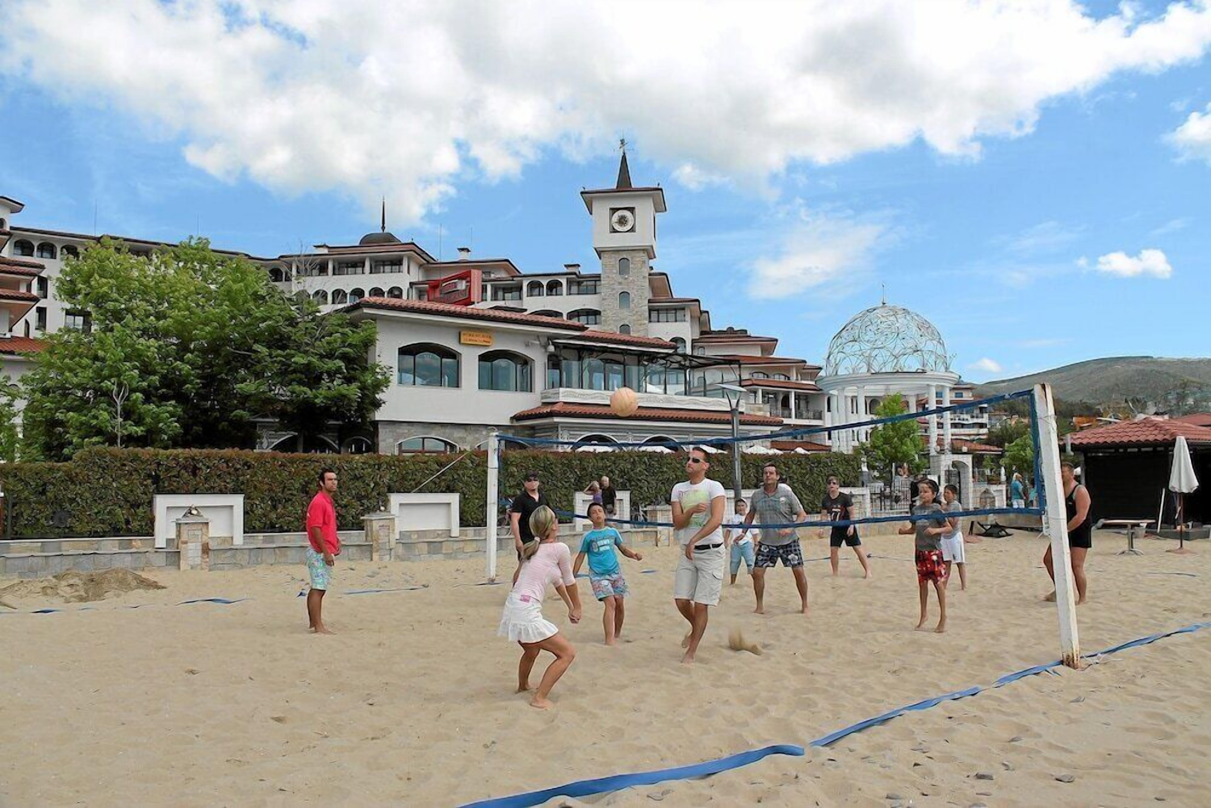 Strand