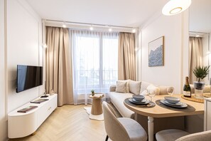 Fernseher