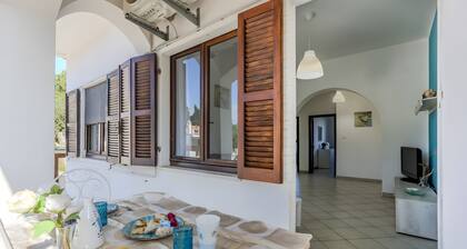 Maison de vacances 'Oasishome' à Porto Pino, proche plage, balcon privé