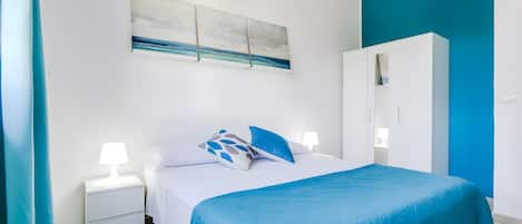 2 bedrooms, WiFi, bed sheets