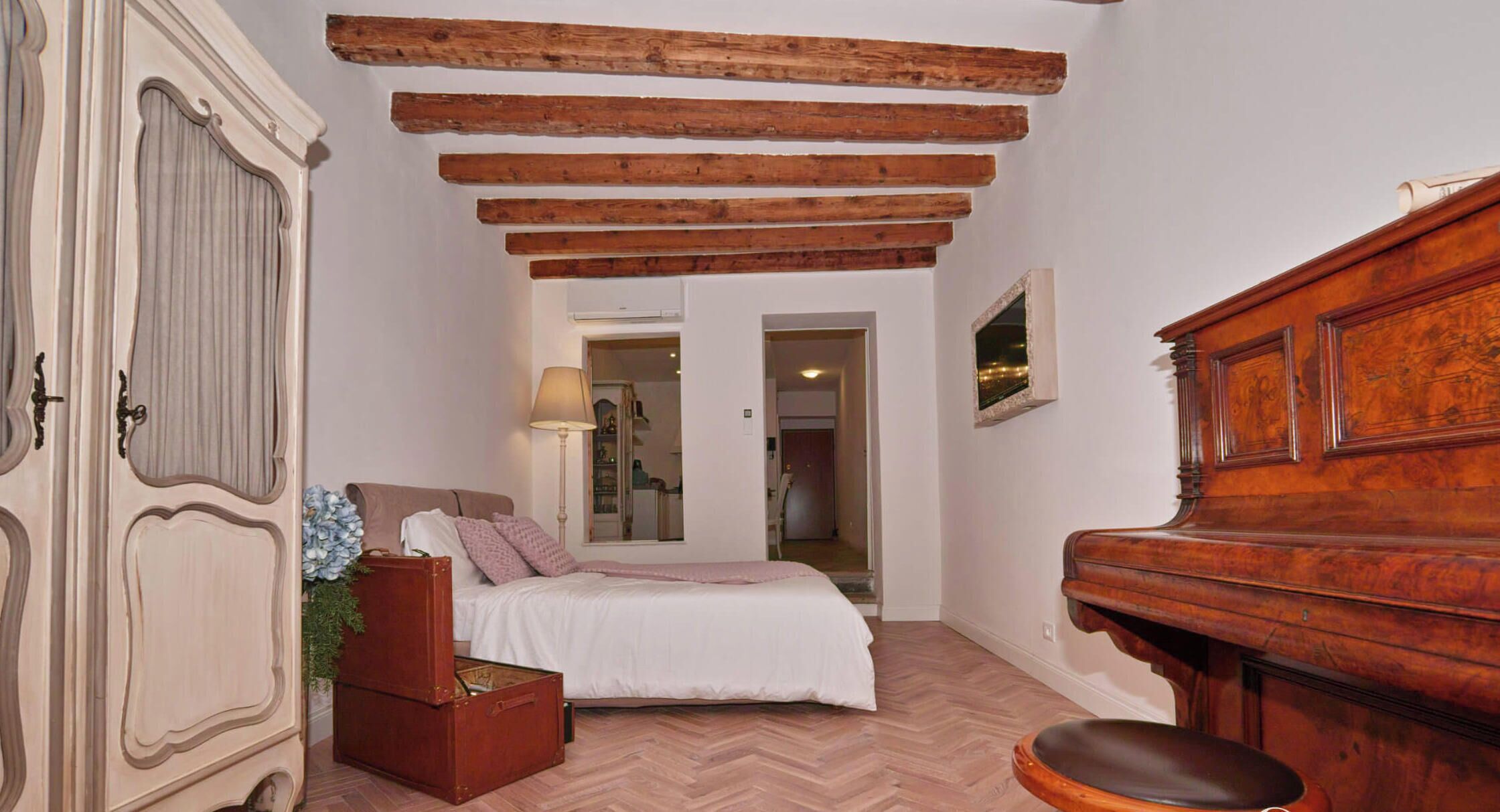 Apartamento luxo, vista para o lago | Wi-Fi de cortesia