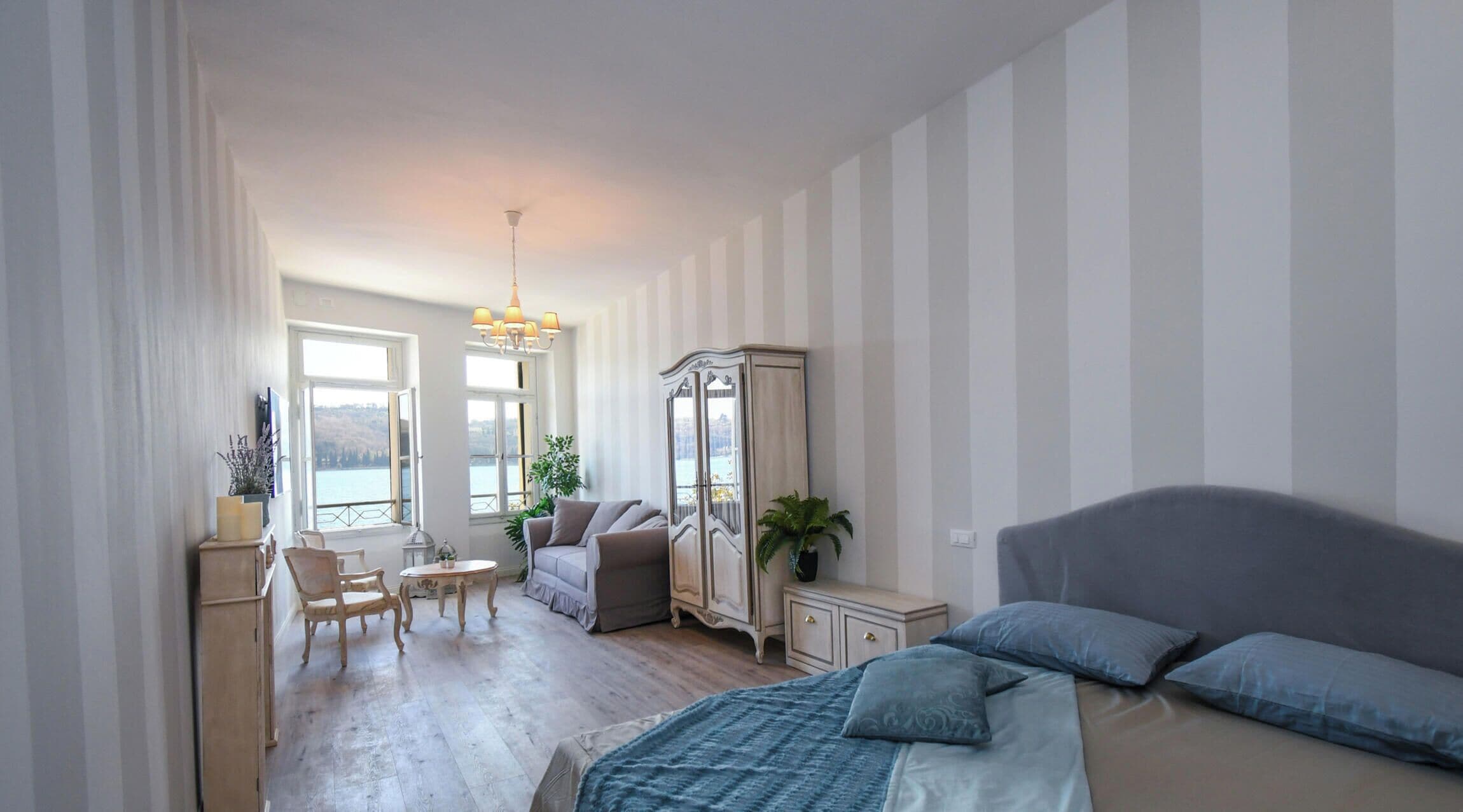 Apartamento econômico, vista para o lago | Wi-Fi de cortesia