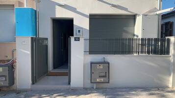 Apartment, 1 Bedroom | Exterior detail