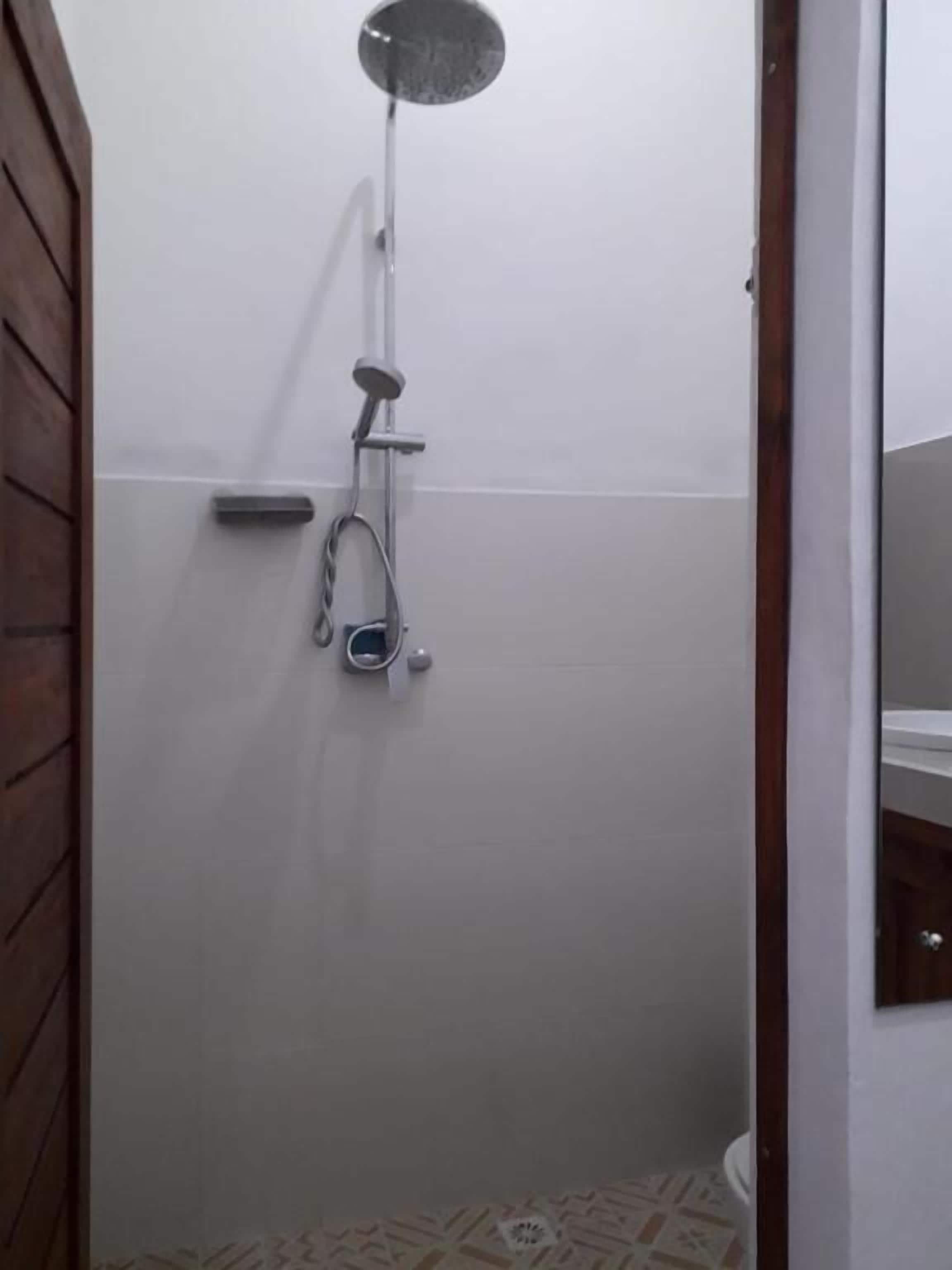 Double Room | Bathroom