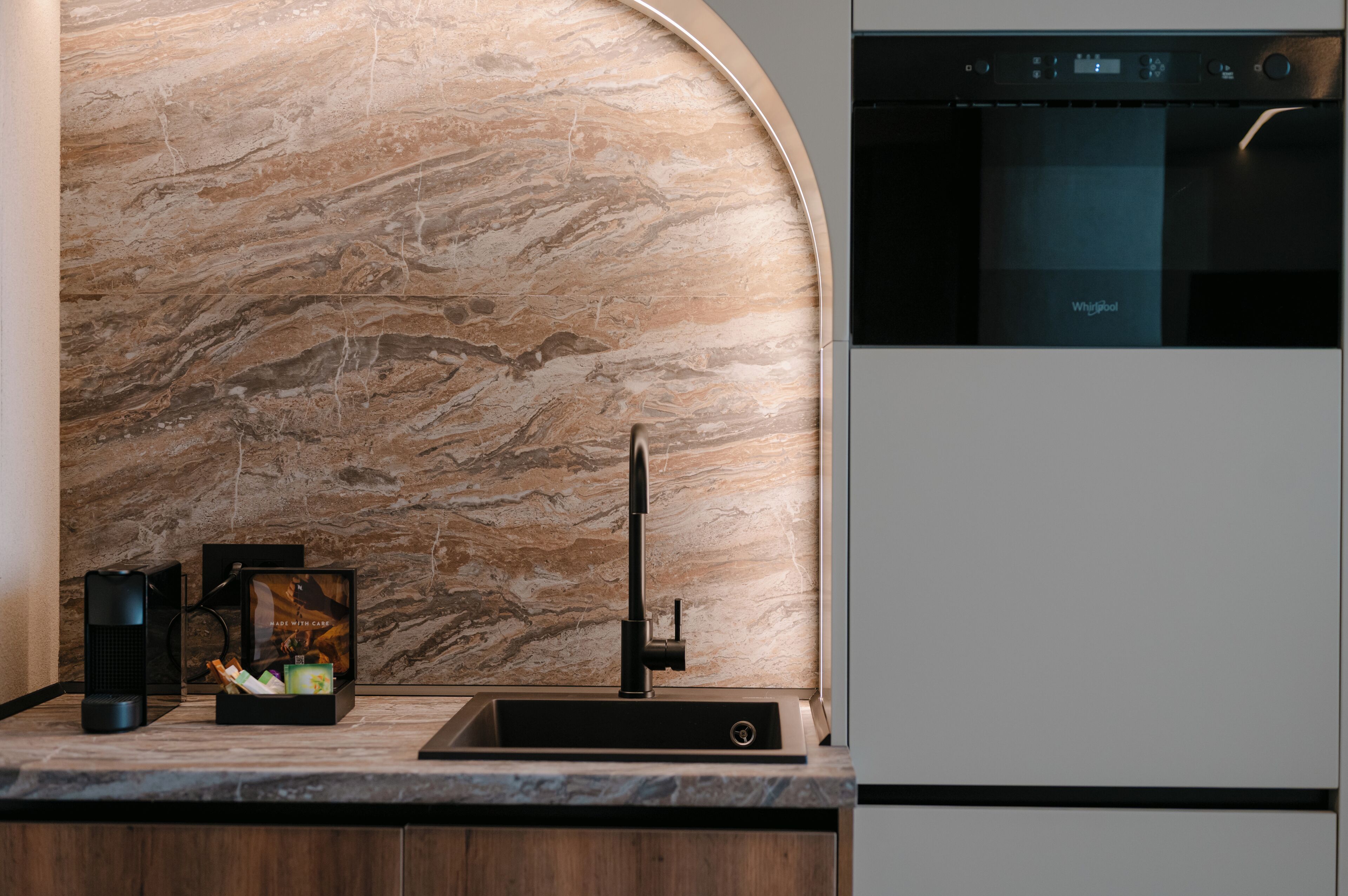 Fridge, microwave, coffee/tea maker, electric kettle