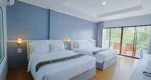Chambre supérieure double ou avec lits jumeaux, vue sur le jardin | Bureau, accès au Wi-Fi (inclus)