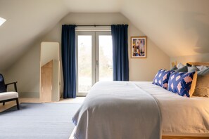3 dormitorios, tabla de planchar con plancha, Internet y ropa de cama