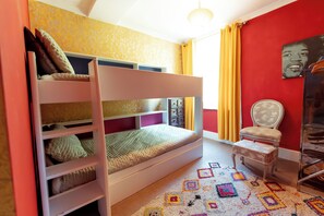 6 Schlafzimmer, Bügeleisen/Bügelbrett, WLAN, Bettwäsche