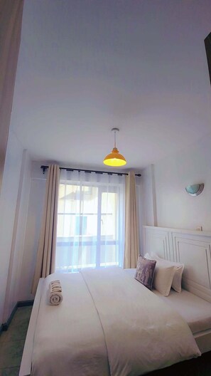 1 habitación, tabla de planchar con plancha y internet 