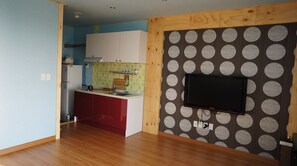 Basic Room, Balcony, Sea View | Private kitchen