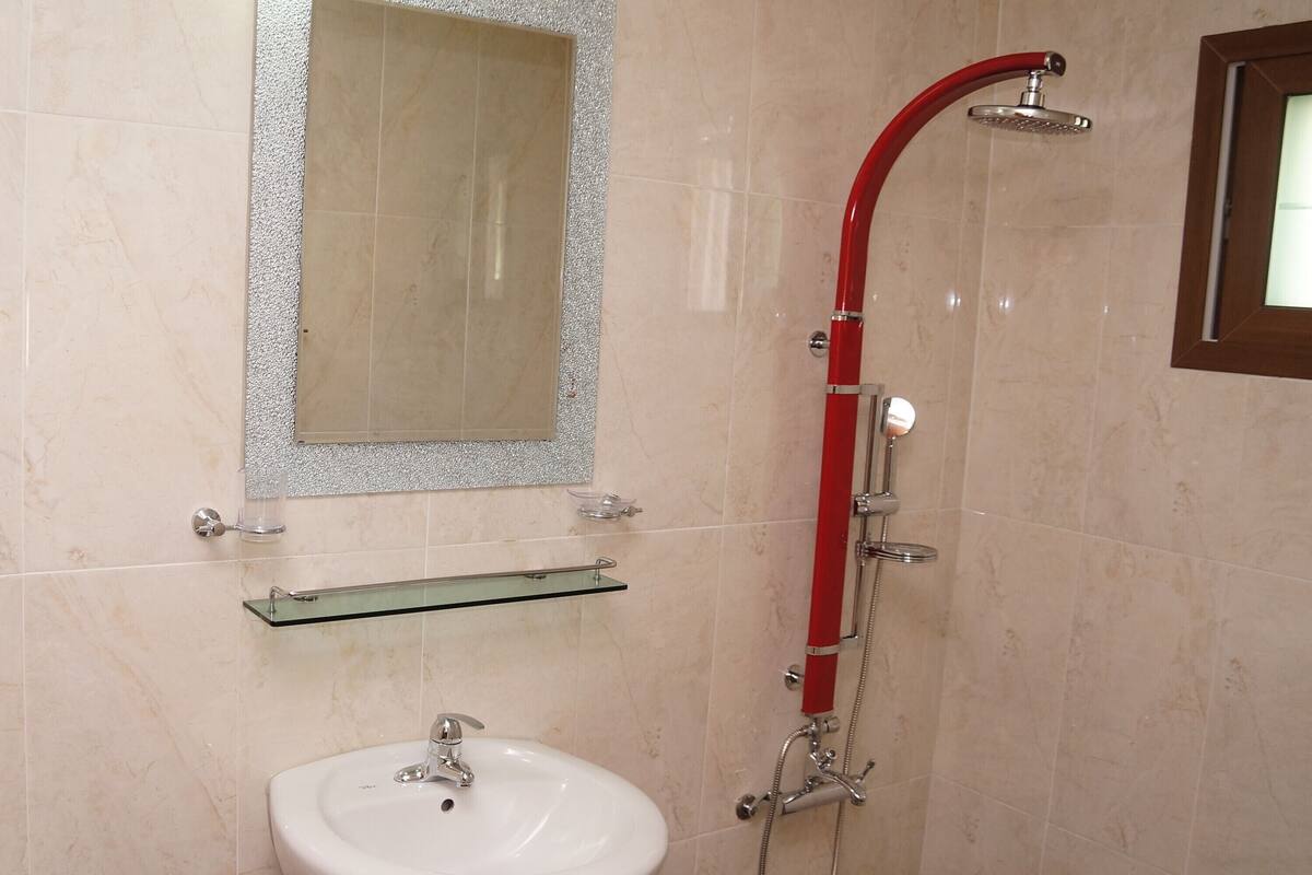 Classic Duplex, Balcony, Sea View | Bathroom