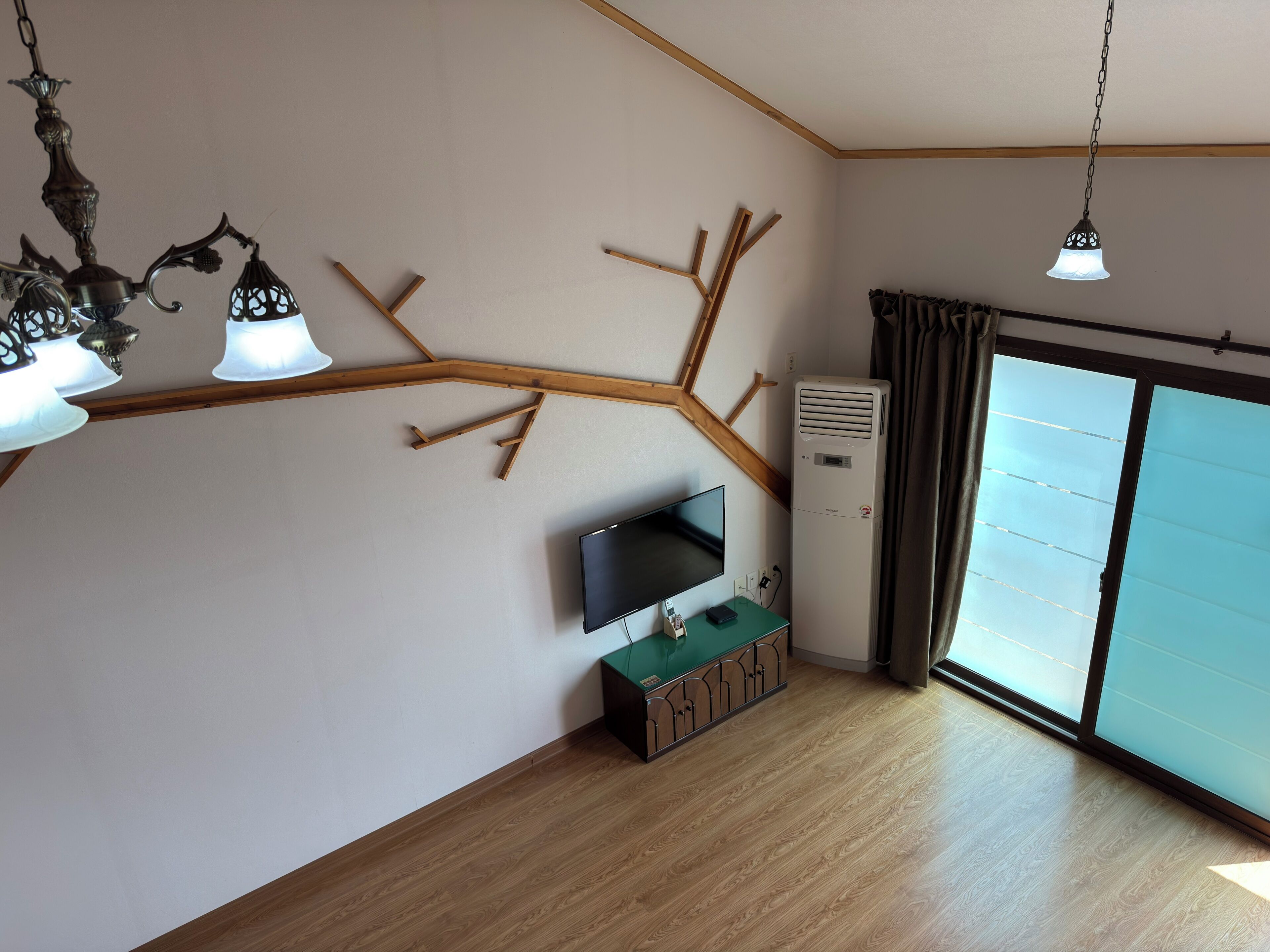 Comfort Duplex, Balcony, Sea View | Bathroom | Shower, hair dryer, towels, soap