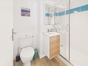 Shower, hair dryer - Apartment in the heart of Arcachon (Arcachon)
