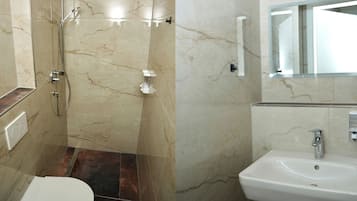 Chambre Simple Deluxe | Salle de bain