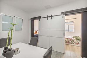 Dining - Vacation Home 'La Ventana A La Catedral' with Sea View and Wi-Fi (Las Palmas de Gran Canaria)