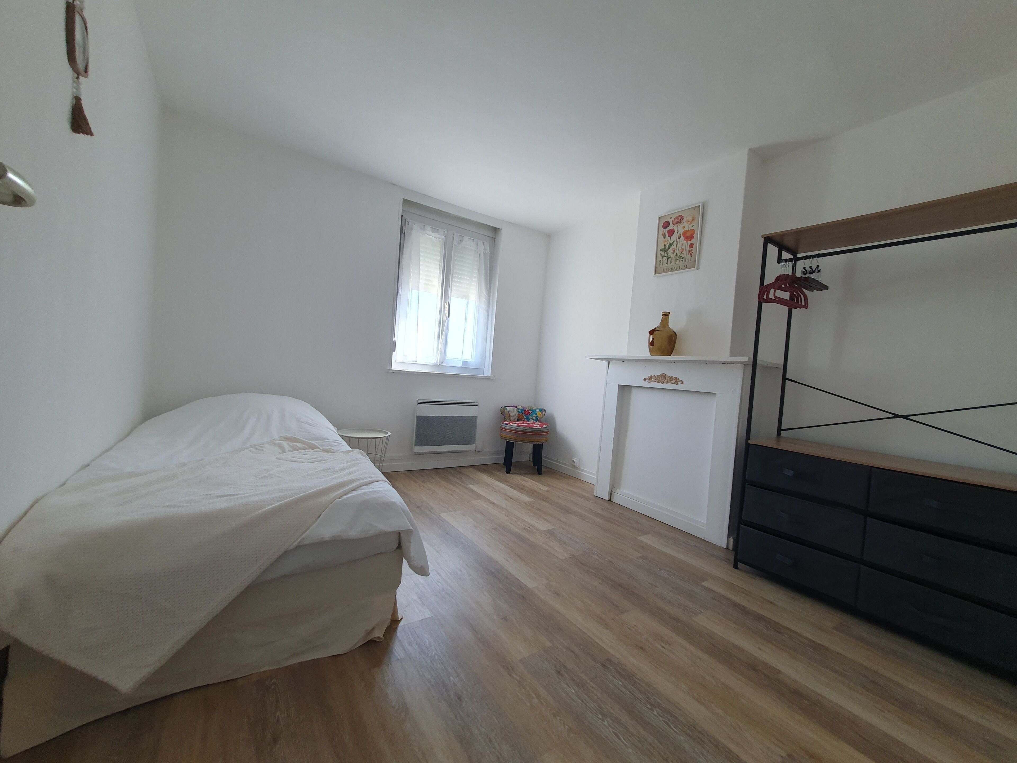 3 bedrooms, iron/ironing board, Internet, bed sheets