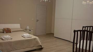 2 chambres, Wi-Fi, draps fournis
