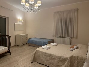 Room - Apartment 'Diegopas' with Sea View, Wi-Fi and Air Conditioning (Sant'Antonio Abate)