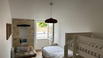 4 slaapkamers, wifi, beddengoed