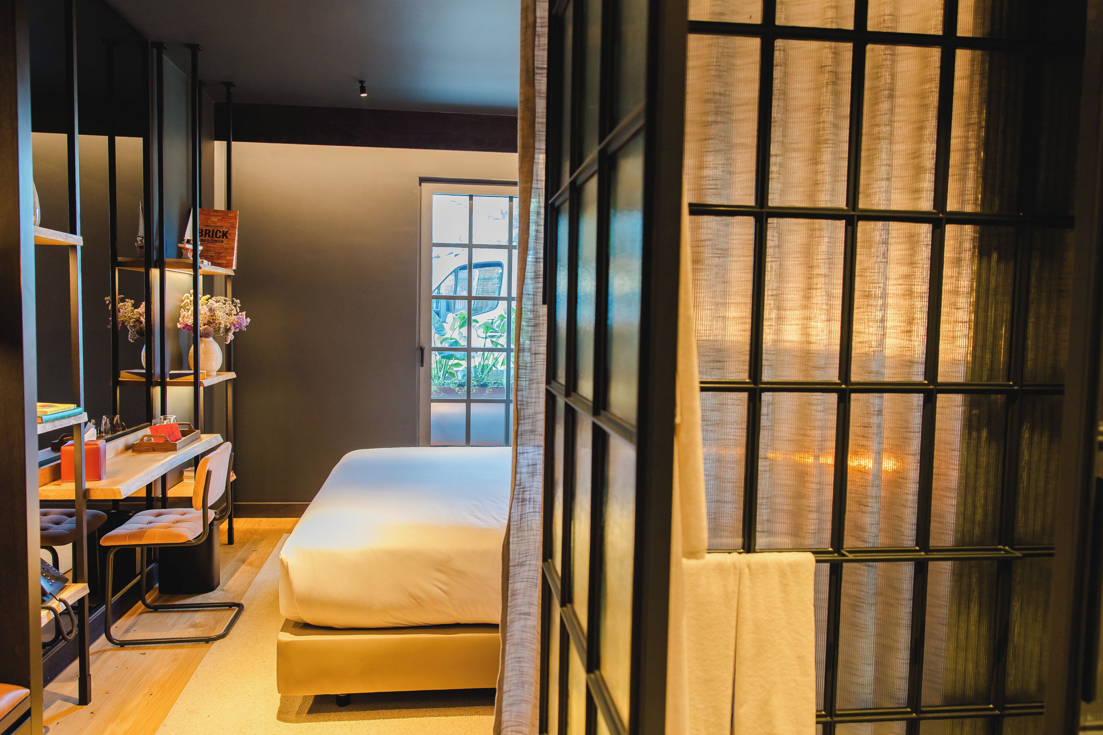 Ropa de cama hipoalergénica y minibar 