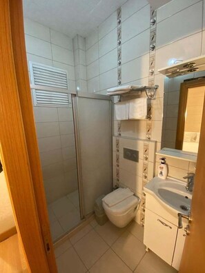 Bathroom - Timeks Hotel (Istanbul)