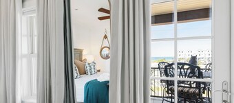 **Brand New to rental market**Sea Salt & Ivy, 3 BR 2 Bath Condo on SGI, Elevator, Dog Friendly 266 steps to the beach...