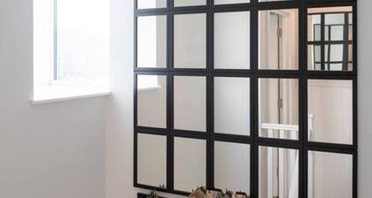 The Little Blue House | Contractors & Couples