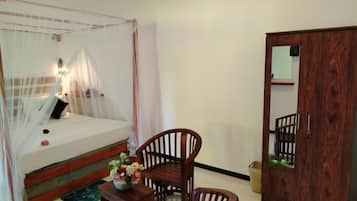 Desk, iron/ironing board, free WiFi