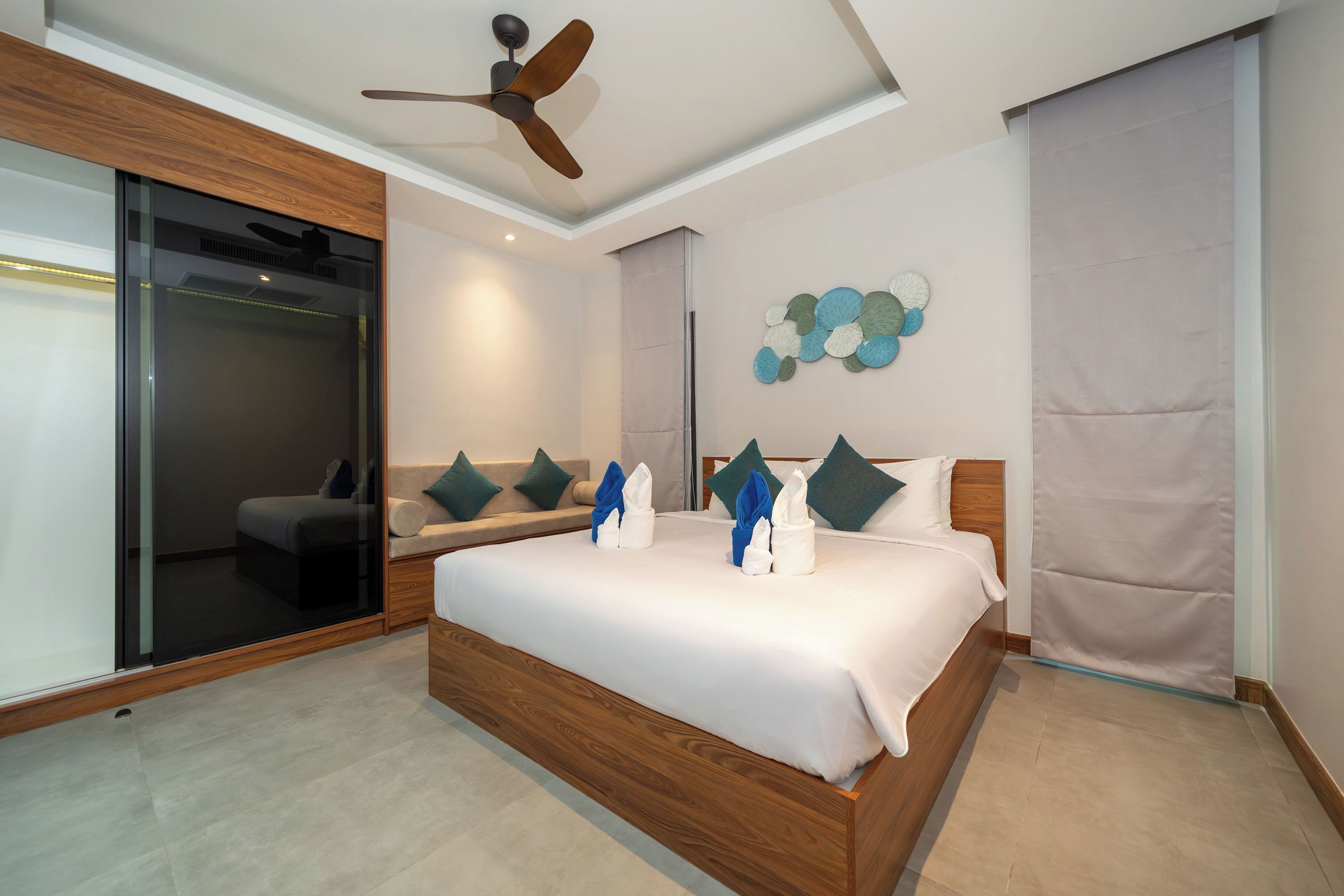 Villa, piscine privée | Coffres-forts dans les chambres, fer et planche à repasser