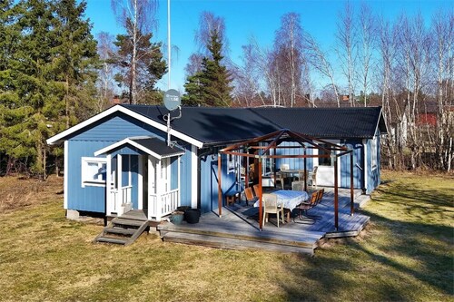 Cozy vacation home near Mönsteras Baltic Sea archipelago forest water tranquility