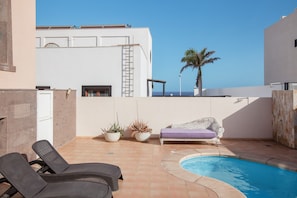 Pool - Casa Orquidea Sea View Chalet with Pool & Rooftop Terrace in Quiet Coastal Area, Pelada Beach. (El Médano)