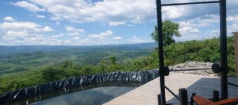 Natural Lake Retreat Luxury Villa with Hot Tub and Stunning Views