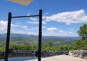 Property grounds - Natural Lake Retreat Luxury Villa with private natural lake and Stunning Views (Kipsamwe)