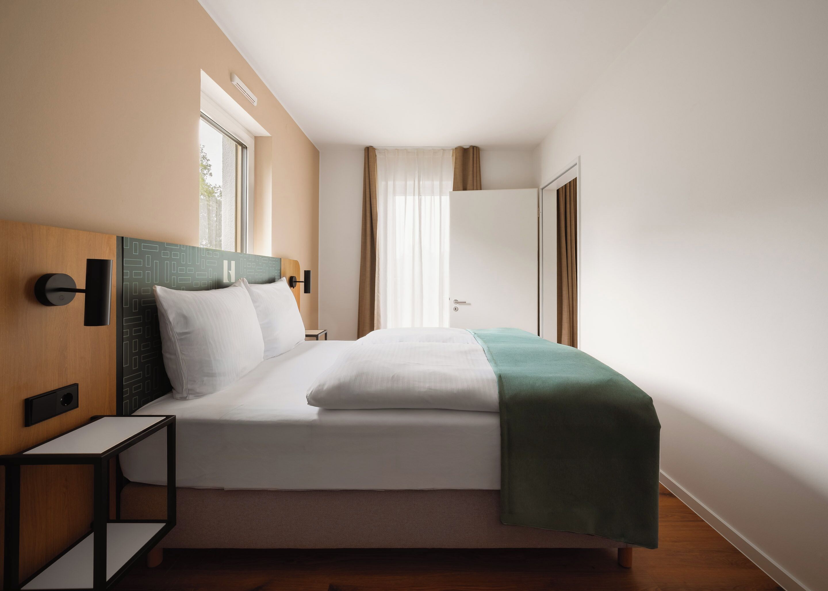 Suite Wheelchair Accessible | Individually decorated, individually furnished, desk, laptop workspace