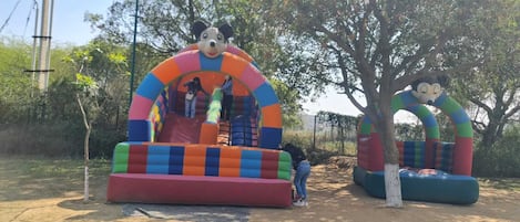 Deluxe Room | Children’s area