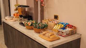 Free daily buffet breakfast