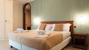 Deluxe Room | In-room safe, free WiFi