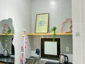 Basic Studio - Corgi House Da Nang- Airport City Center (Da Nang)