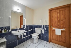 Hair dryer, towels - The Stable at Carr Edge Farm (Newbrough)