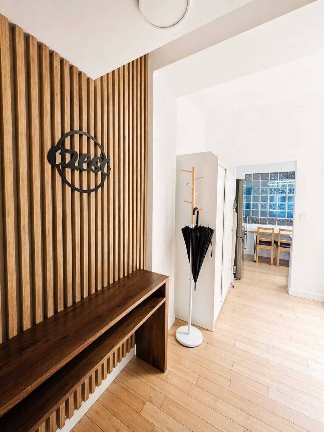 Apartamento conforto, sacada, vista para a cidade | Parte interna