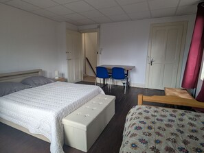 Room - House in old inn - 8 guests (Baccarat)